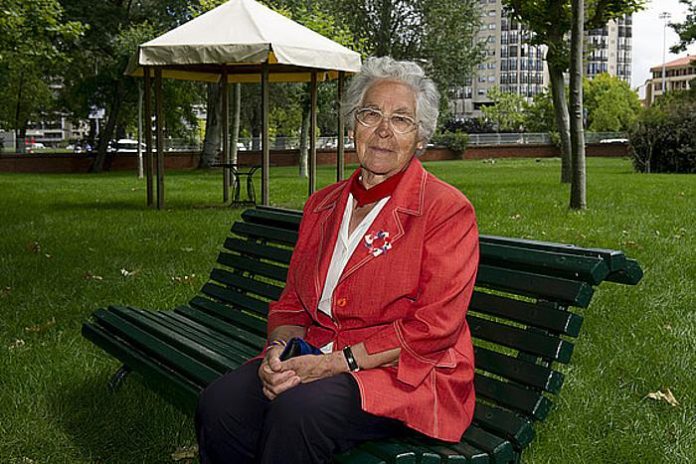 Josefina_Lamberto.doc Josefina_Lamberto.doc