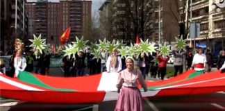 Aberri_Eguna_ochopuntista_2015-01._copia