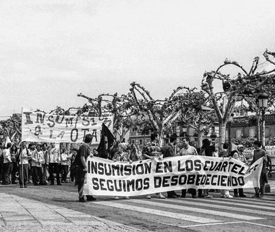 Ni civil ni militar