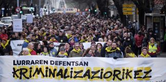 Masiva manifestación en Pamplona en solidaridad con los procesados por Aroztegia