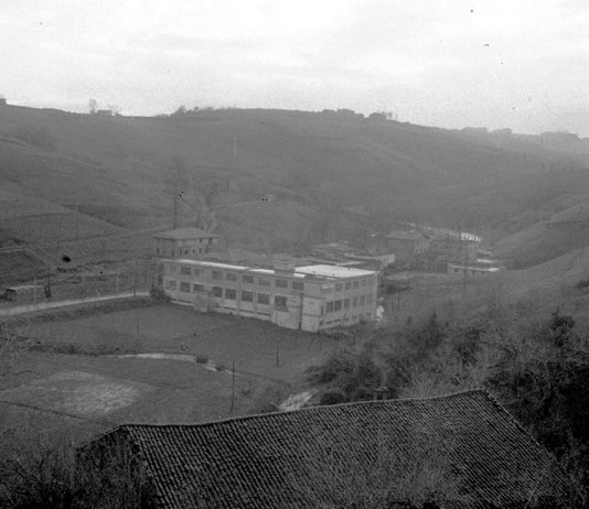 atzera-begira1